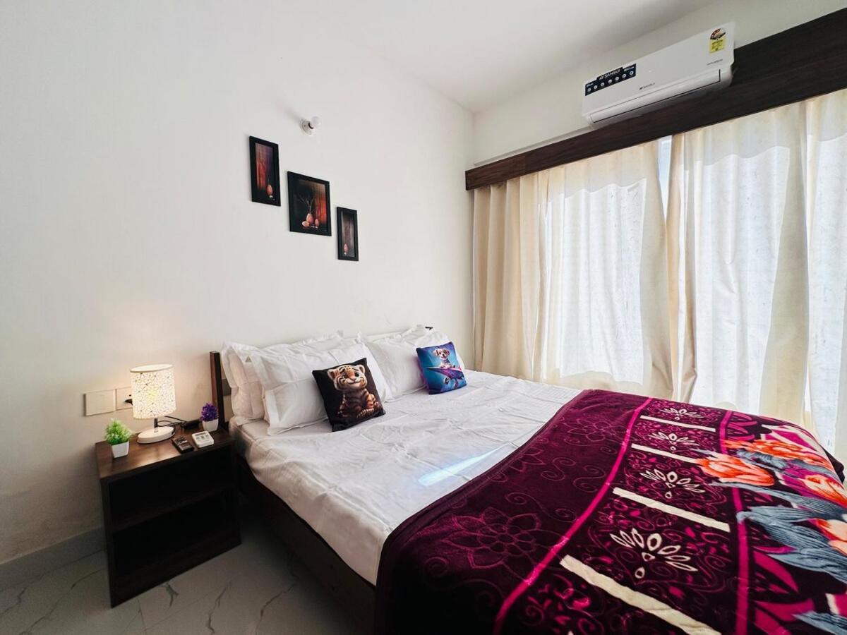 Cozy And Comfort Stay In Greater Noida Exterior foto